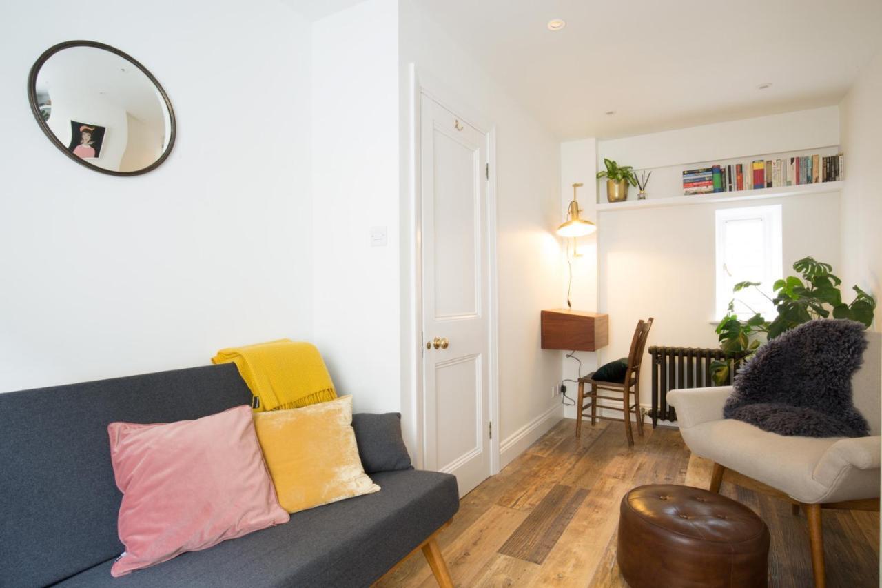 Georgian Townhouse With Free Parking Bath