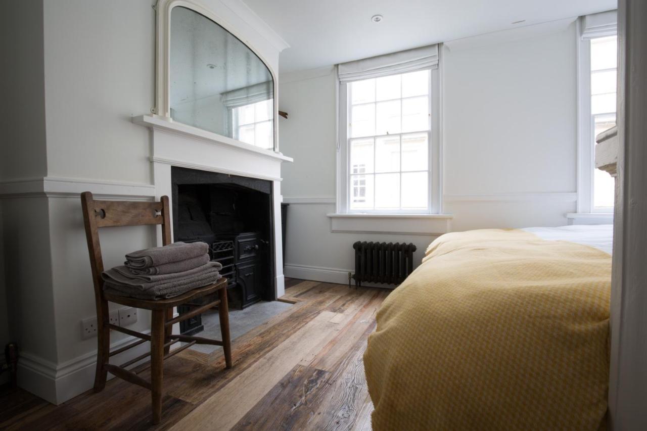 Georgian Townhouse With Free Parking Holiday home